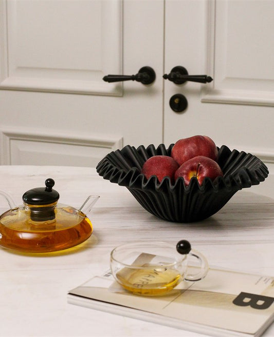 Black Pleated Line Resin Art Fruit Bowl